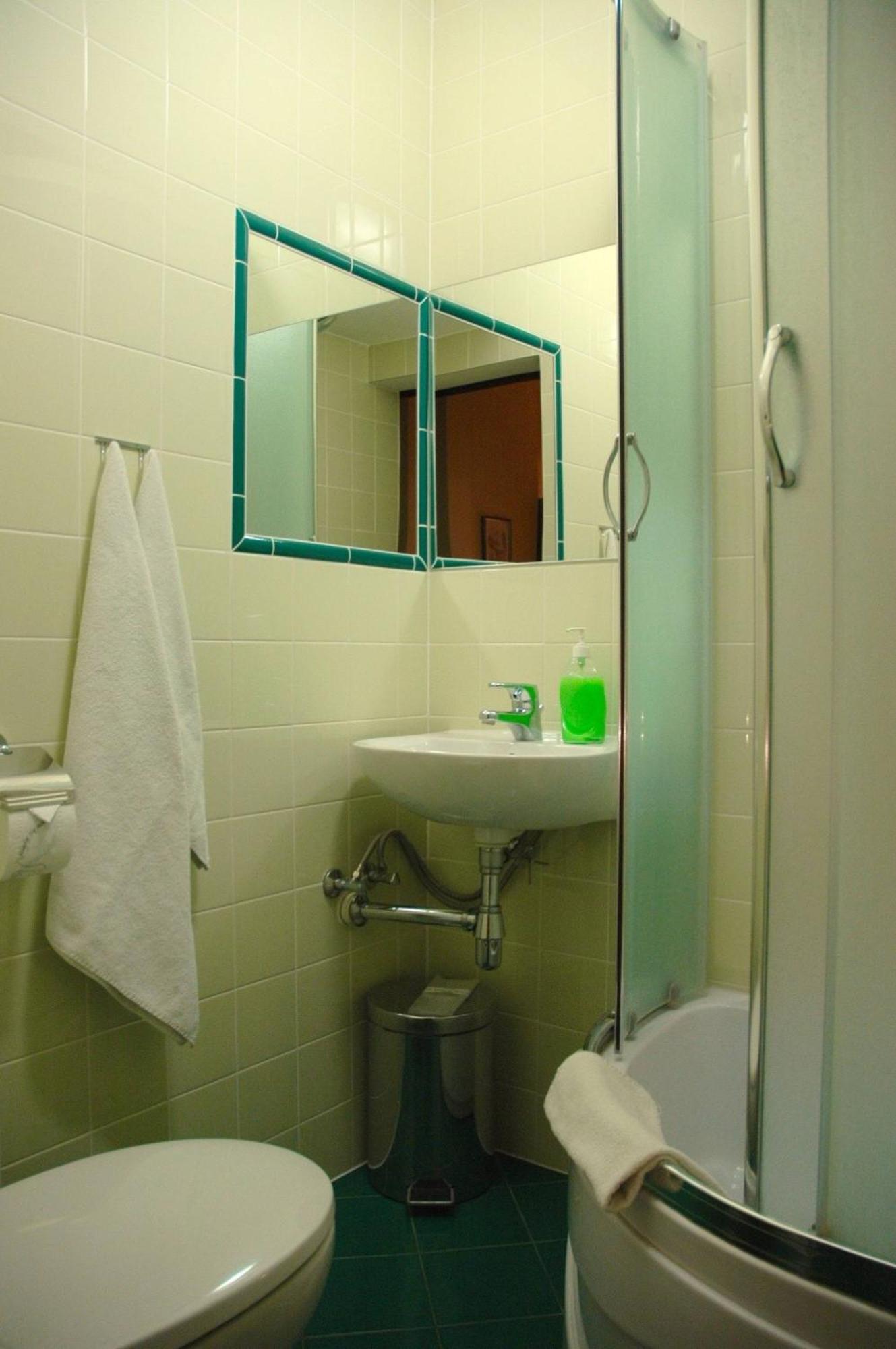 Hotel Wenus Kazimierz Dolny Cameră foto